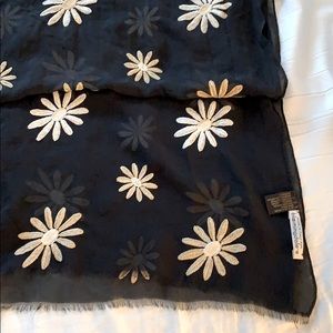 Black vintage Bloomingdales scarf.